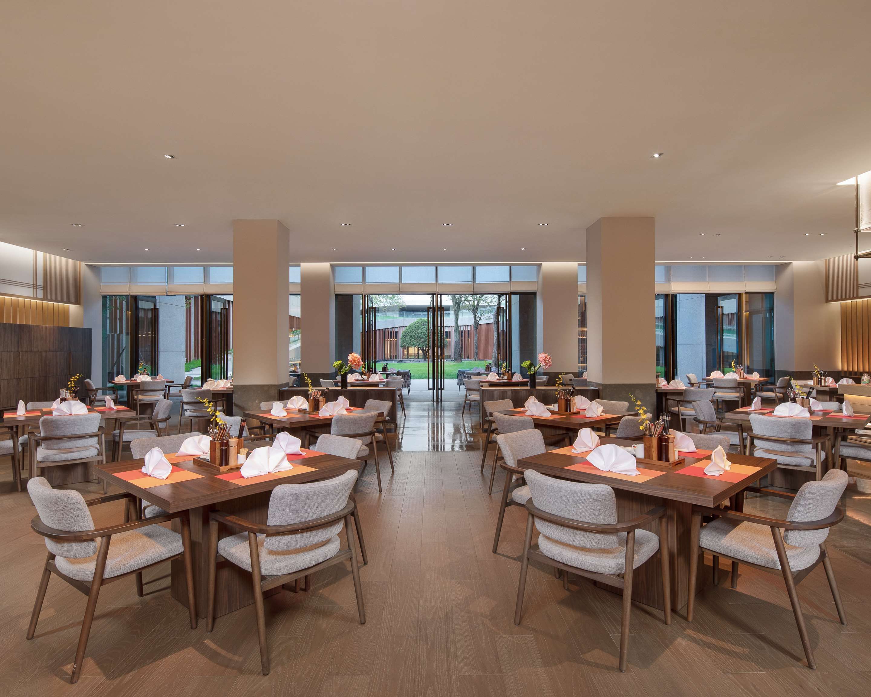 Grand Wuji Hotel, In The Unbound Collection By Hyatt