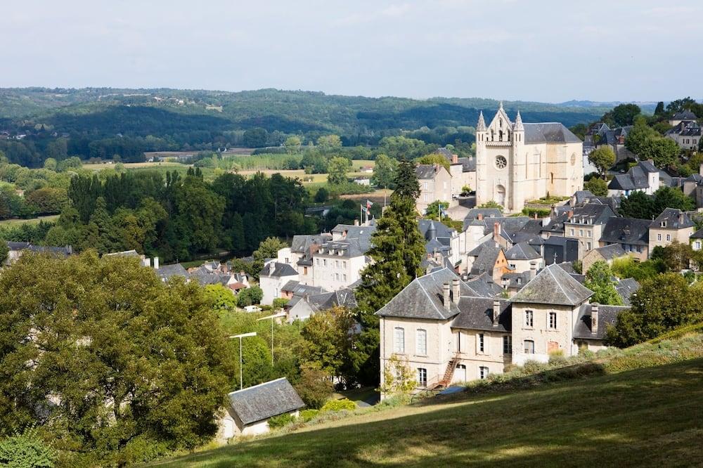 Perigord house with heated indoor pool and jacuzzi 28 ° Aquitaine - Saint-Amand-de-Coly visuel 4/5 Perigord house with heated indoor pool and jacuzzi 28 ° Aquitaine - Saint-Amand-de-Coly visuel 4/5