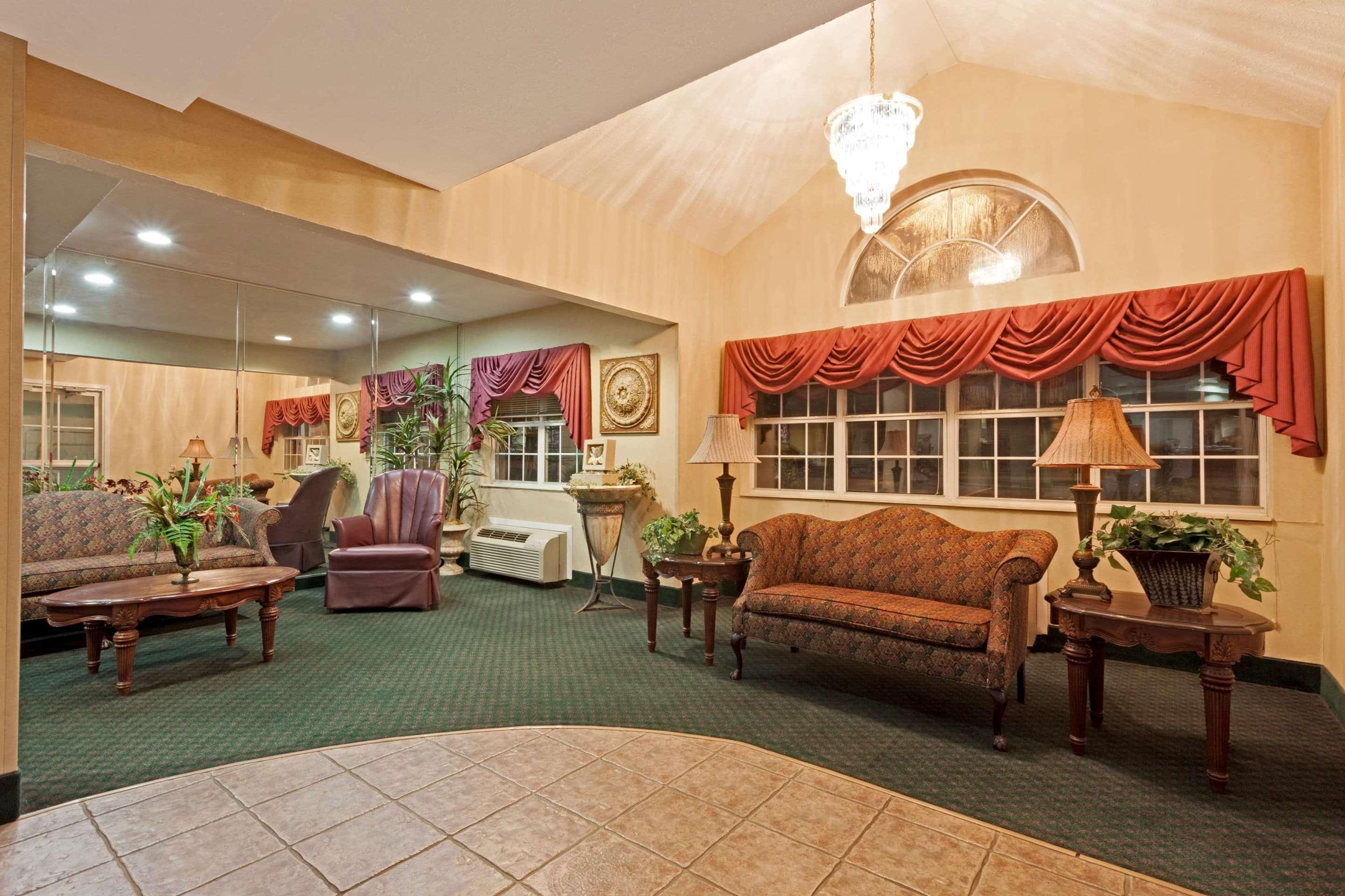 hotels in brandon ms near shiloh park