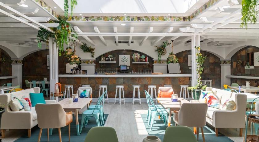 Hotel Marhava Andalousië - Conil de la Frontera visuel 3/5 Hotel Marhava Andalousië - Conil de la Frontera visuel 3/5