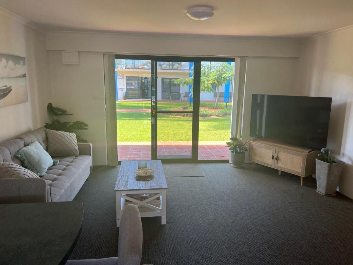 Nautilus Hamptons Style Luxury Beach Apartment Merimbula