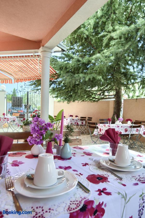 booking-1070970757-529121173-640421 Hotel Villa Vera 2