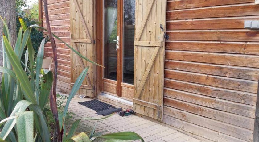 Le petit chalet Rhône-Alpes - Chanas visuel 2/5 Le petit chalet Rhône-Alpes - Chanas visuel 2/5