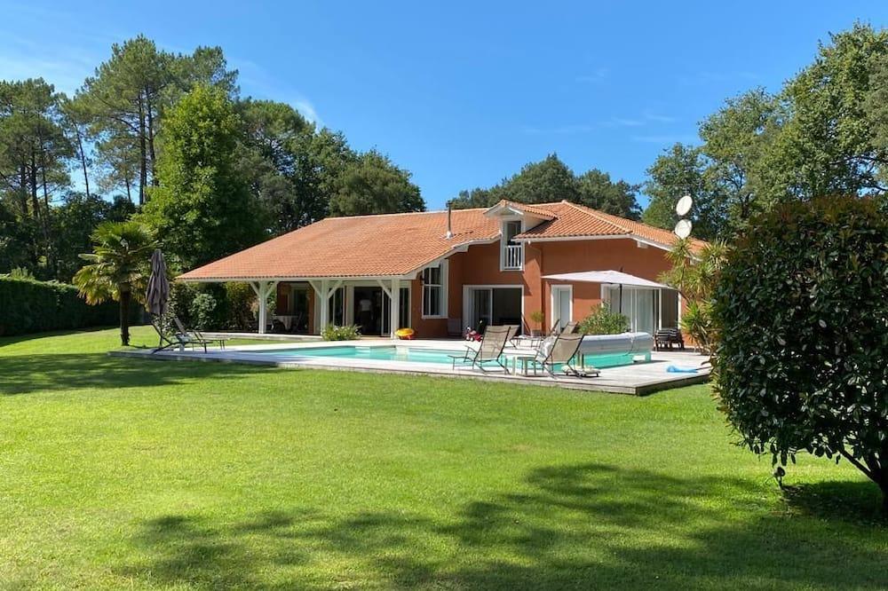 Superbe Villa 4 Spacieuse Calme Piscine 10 mns des Plages 6 Chbres 5 sdb 6 wc Aquitaine - Seignosse visuel 4/5 Superbe Villa 4 Spacieuse Calme Piscine 10 mns des Plages 6 Chbres 5 sdb 6 wc Aquitaine - Seignosse visuel 4/5