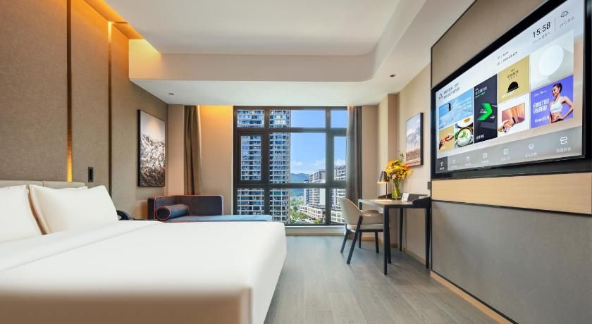 Atour Hotel Meizhou West Railway Station R&F Center