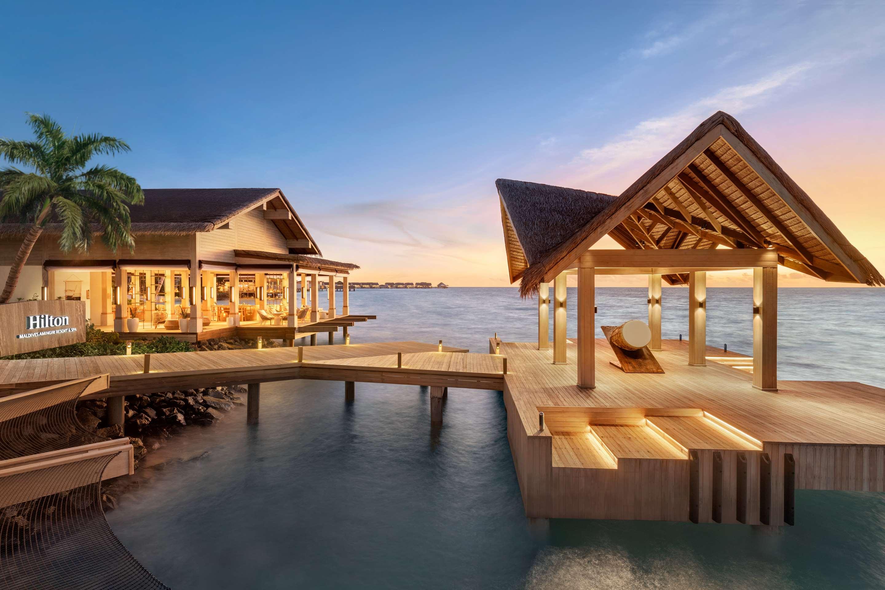ice-1070466236-99715391-284443 Hilton Maldives Amingiri Resort & Spa