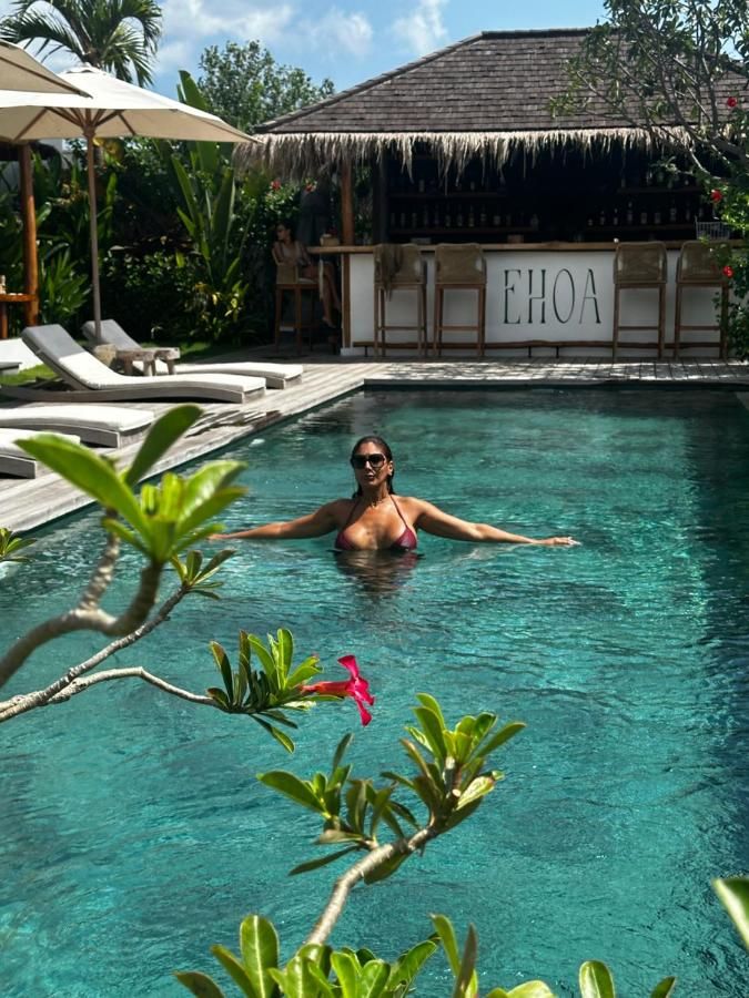 Ehoa Bali Nyanyi Boutique Hotel - In Front Of Entrance To Nuanu