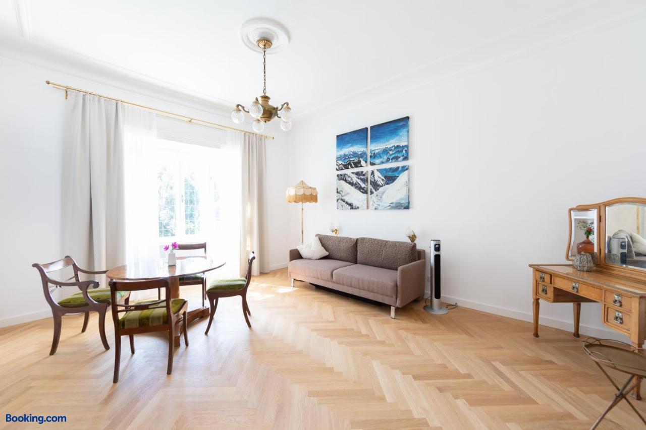 booking-555360-428500131-040775 Schloss Schönau