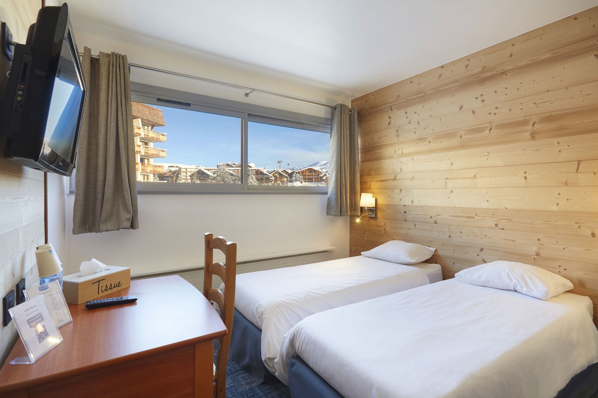 Hôtel Eliova Le Chaix Rhône-Alpes - Huez visuel 1/5