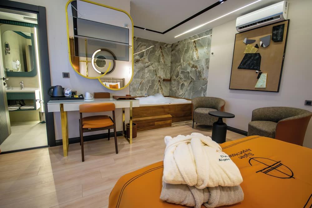 Elysian Airport Hotel