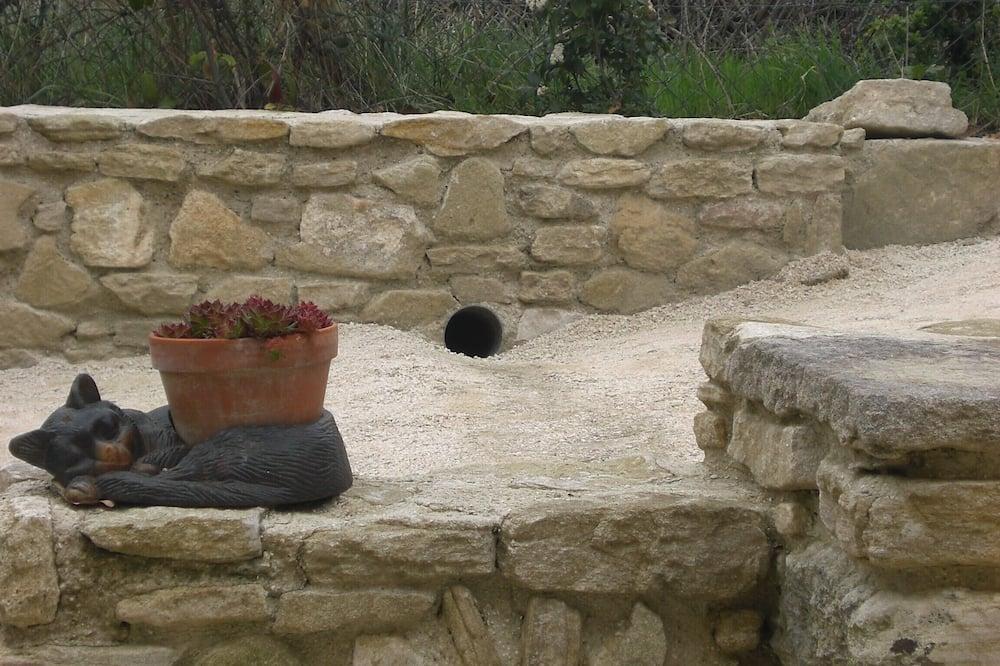Le Chinaillon, holiday appartment in Saumane de Vaucluse, near facilities Languedoc-Roussillon - Saumane visuel 3/5 Le Chinaillon, holiday appartment in Saumane de Vaucluse, near facilities Languedoc-Roussillon - Saumane visuel 3/5