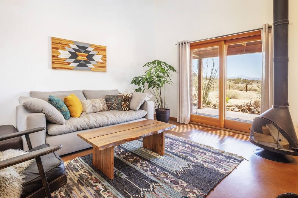 Constellation Compound