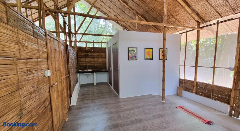 booking-898259-518467634-430087 Sunboo Beach Bungalows