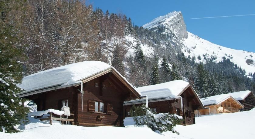 Les Chalets de la Serraz