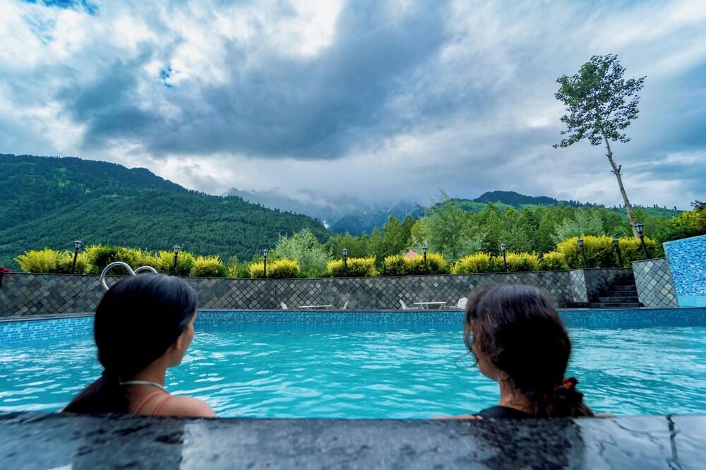 The Allure Grand Resort -A Majestic Riverside Retreat