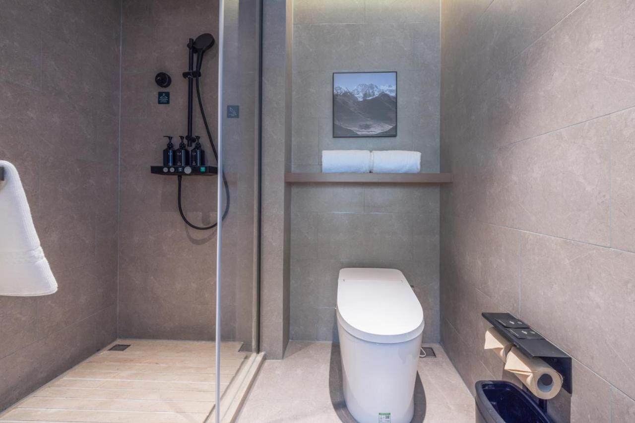 booking-1071849897-583314851-190884 Atour Hotel Zhengzhou North Dragon Lake Financial Center