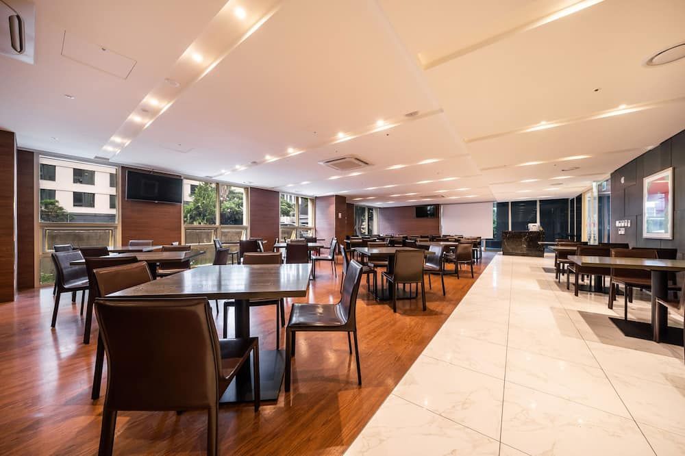 Sweet May Seogwipo Hotel