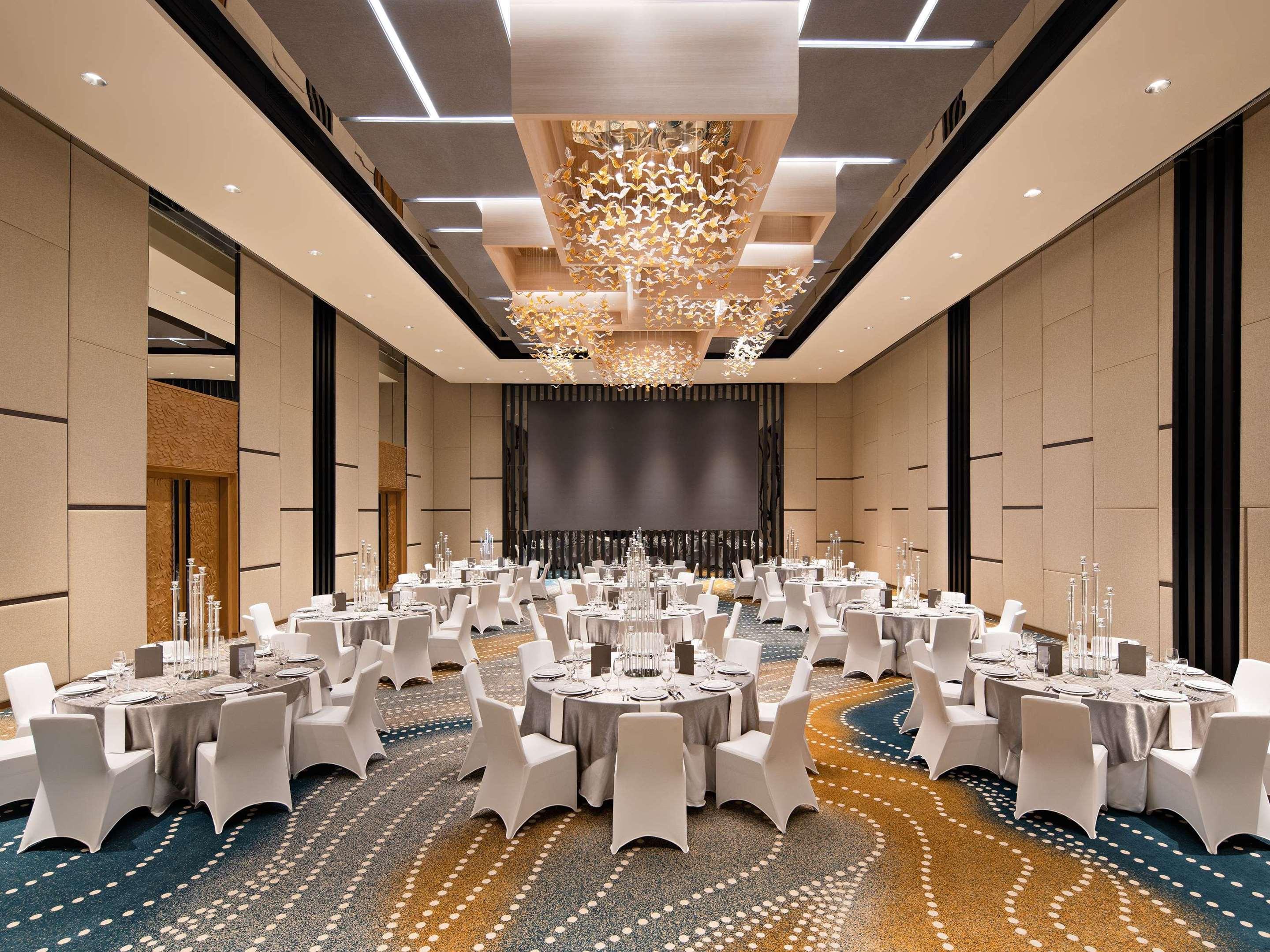 ice-118226-263c5f-185335 Mövenpick Hotel Jakarta City Centre
