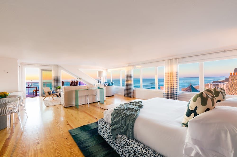 Blue - Inn On The Beach