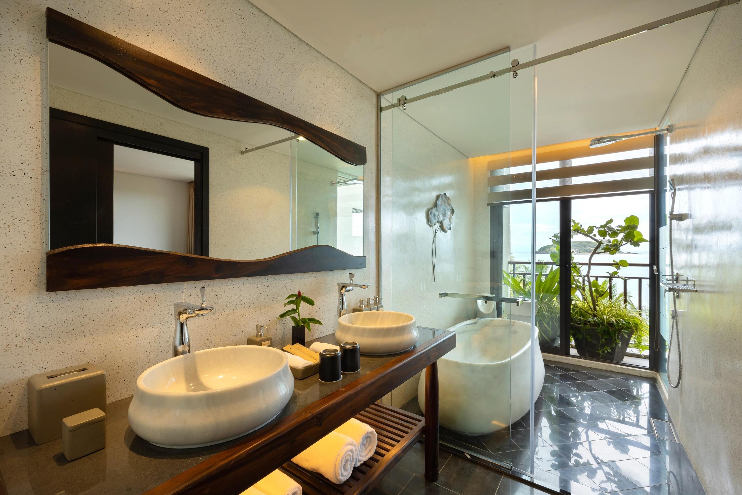 revato-545859-38007475-310384 Amiana Resort Nha Trang