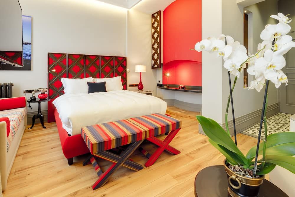 Ravouna 1906 Bosphorus Istanbul