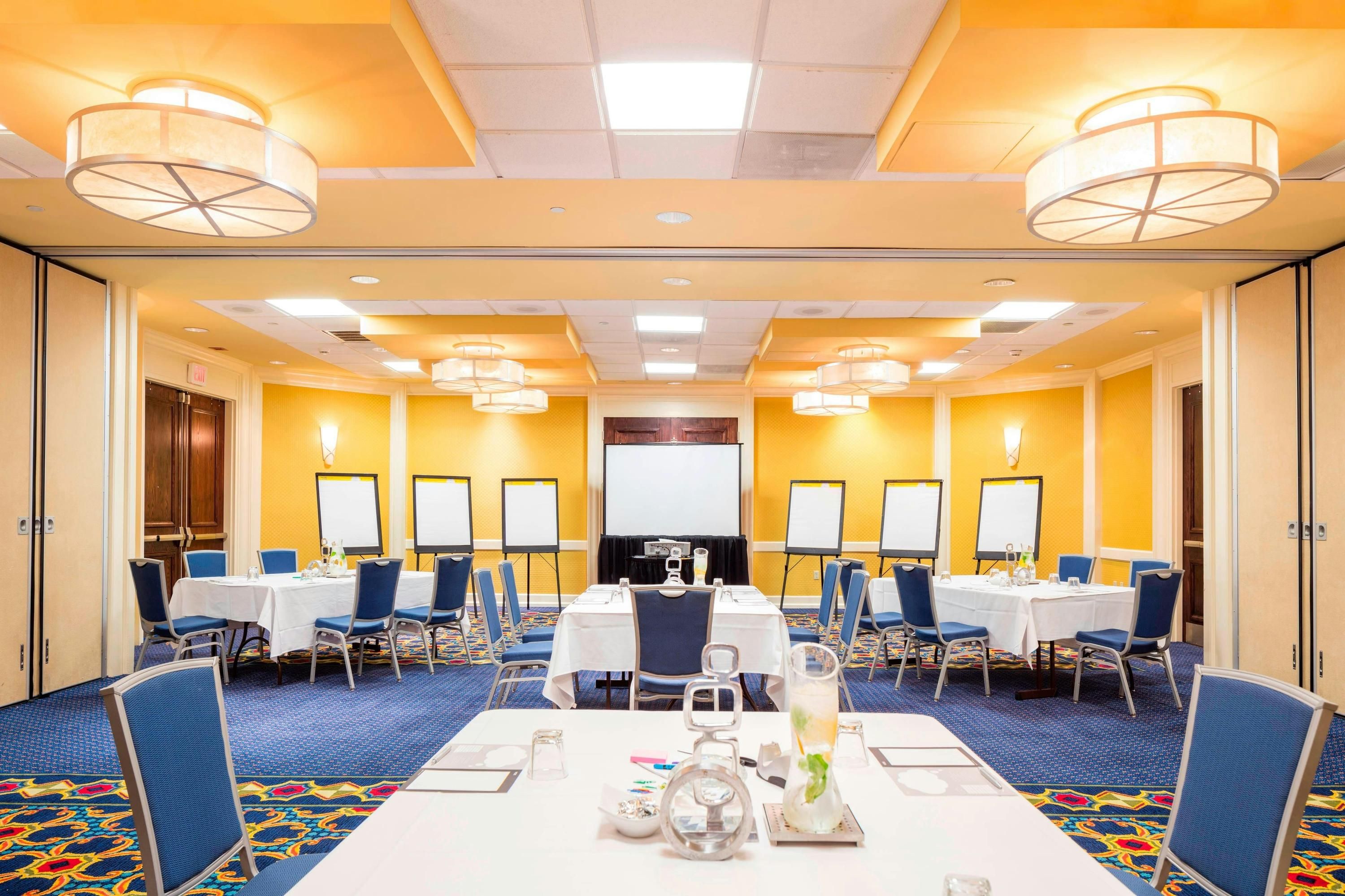 Renaissance Mobile Riverview Plaza Hotel