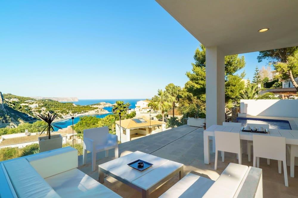 Wonderful private villa for 6 people with WIFI, A/C, private pool, TV, terrace and parking Kust van Valencia - Javea visuel 5/5 Wonderful private villa for 6 people with WIFI, A/C, private pool, TV, terrace and parking Kust van Valencia - Javea visuel 5/5