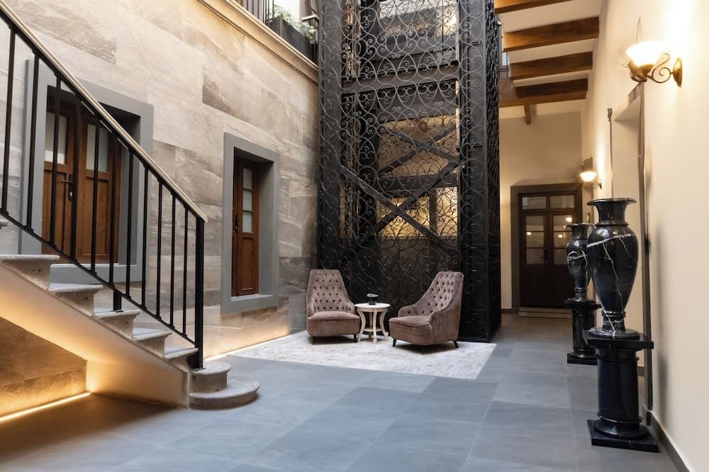 voco Royalty Puebla Downtown by IHG