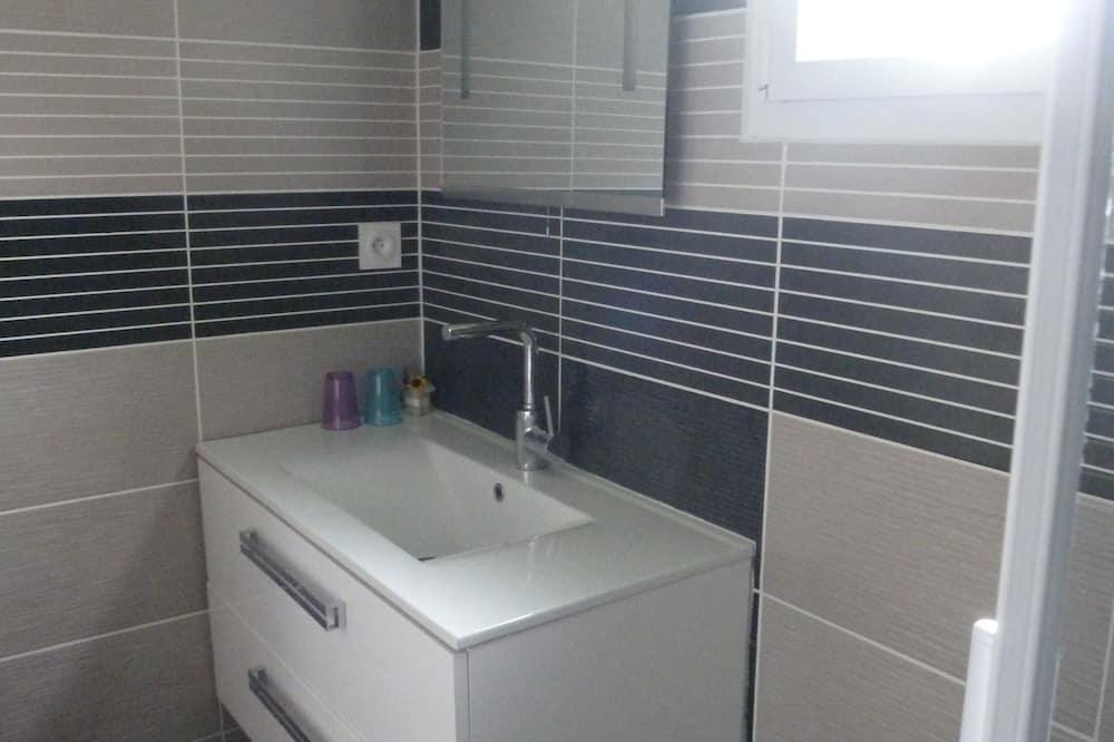 Gite Les Hydrangéas 3 stars 2 rooms 4 adults.wifi. Honfleur 10 minutes away. Laag-Normandië - Ablon visuel 3/5 Gite Les Hydrangéas 3 stars 2 rooms 4 adults.wifi. Honfleur 10 minutes away. Laag-Normandië - Ablon visuel 3/5