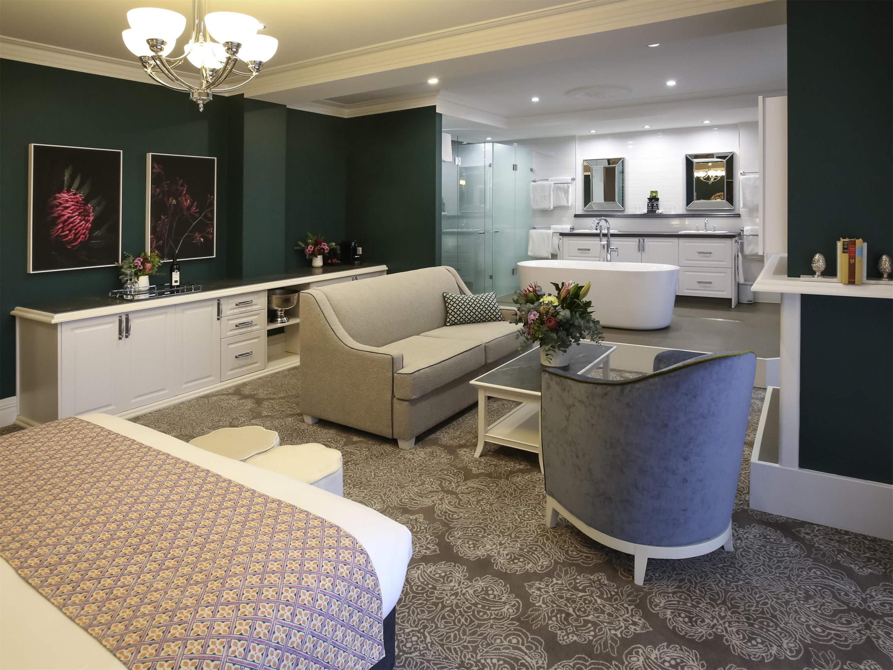 Grand Mercure Basildene Manor