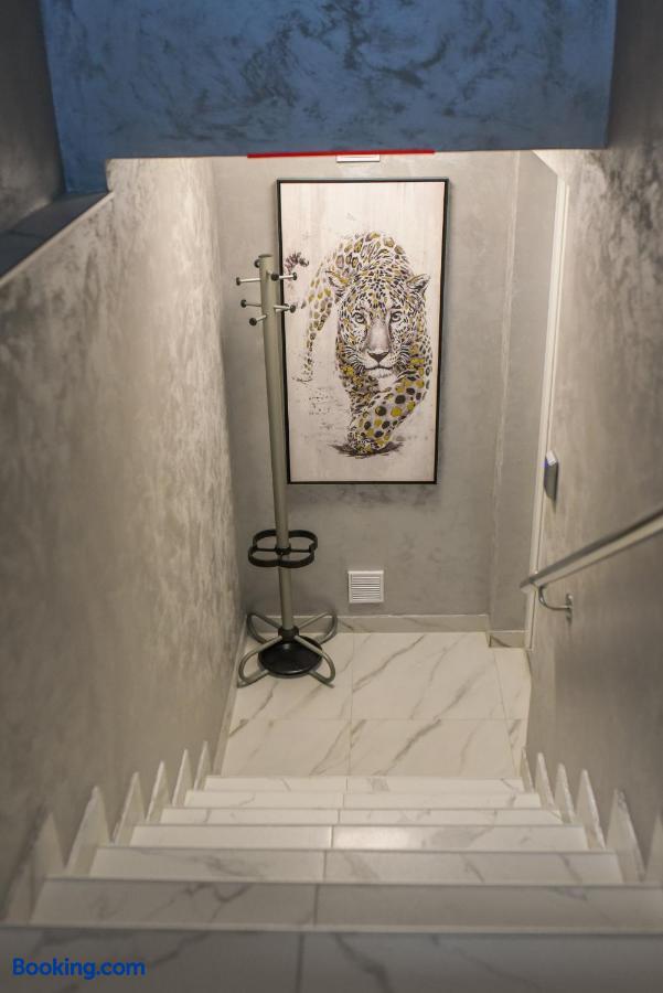 booking-1071692908-581899746-655417 La Luna Petite Suite Deluxe with Free Jacuzzi, Bikes & Covered Parking
