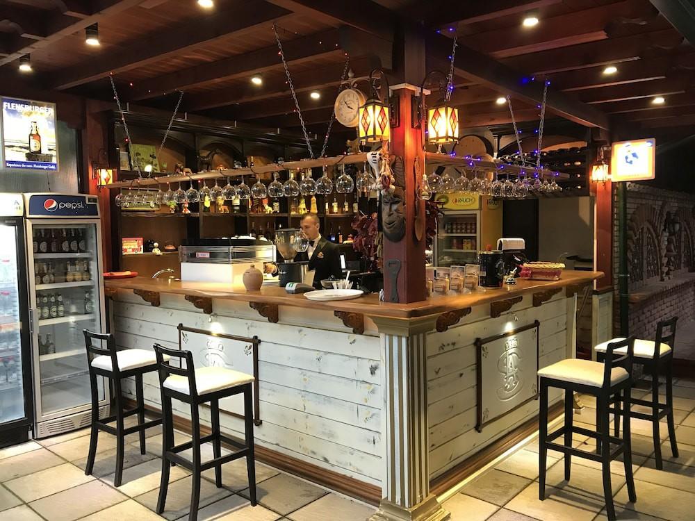sembo-2111551-923f6f-079535 Hotel Las