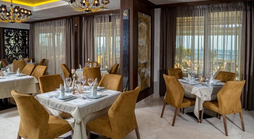 Onyx Beach Residence - Free Parking & Beach Access