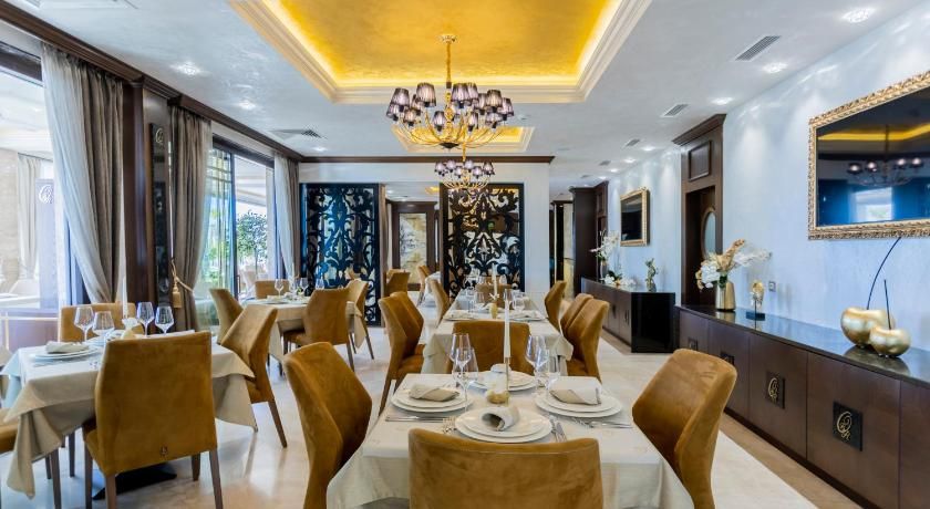 Onyx Beach Residence - Free Parking & Beach Access