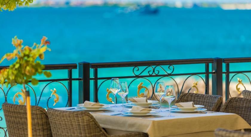 Onyx Beach Residence - Free Parking & Beach Access