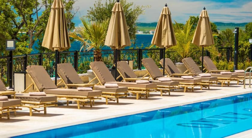 Onyx Beach Residence - Free Parking & Beach Access