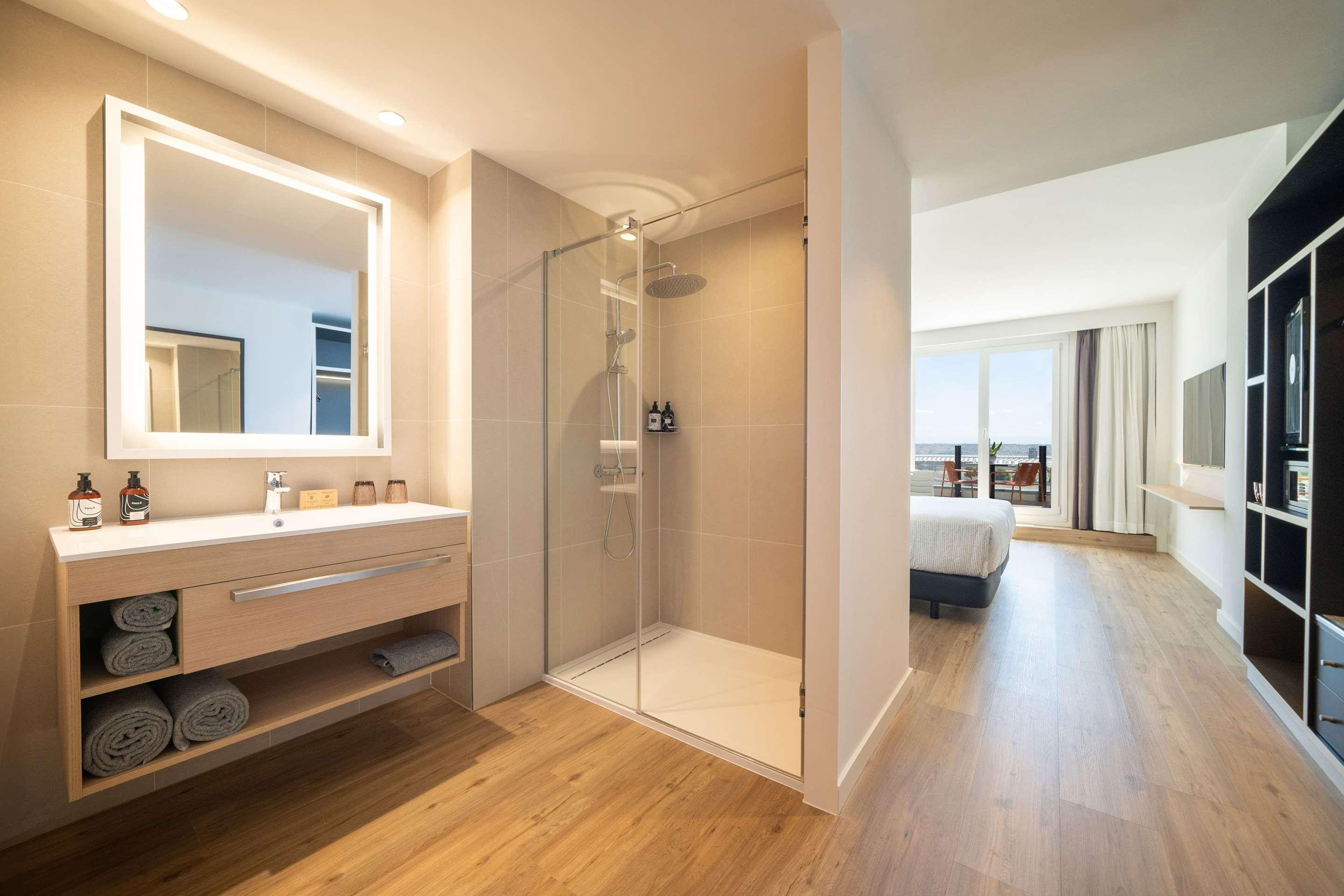 ice-1071331307-88edb9-878954 INNSiDE By Meliá Madrid Valdebebas