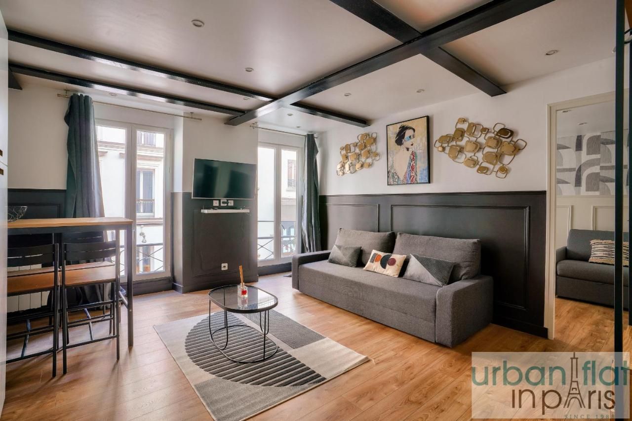 13 Luxury Flat eiffel design 2 2