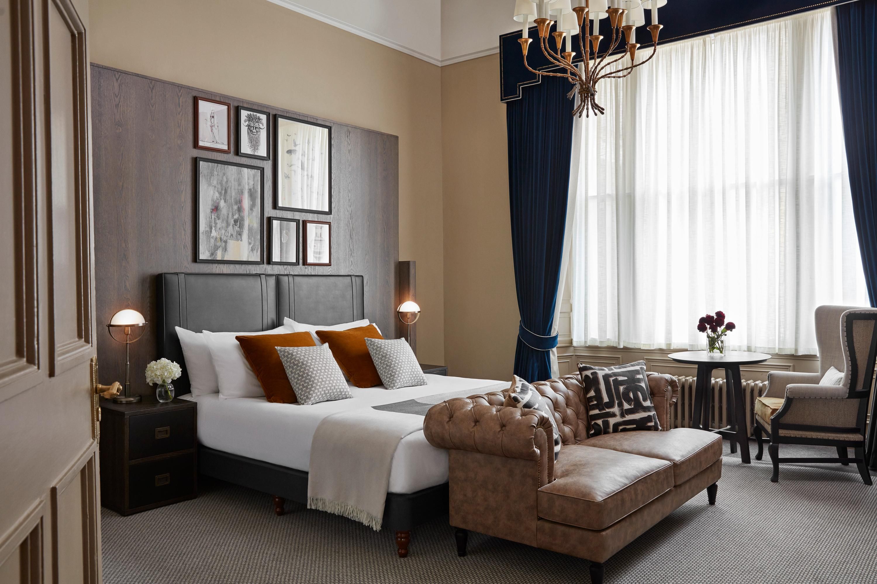 Kimpton Charlotte Square By IHG