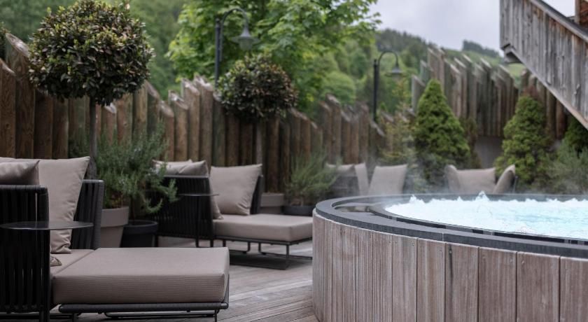 Der Unterschwarzachhof