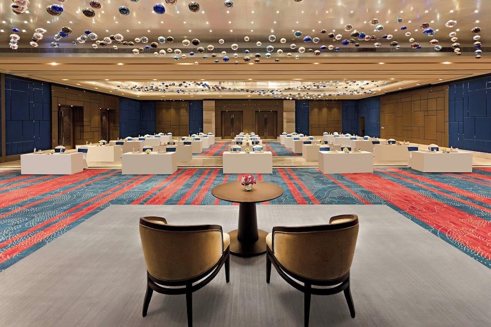 Sheraton Grand Bengaluru Whitefield Hotel & Convention Center