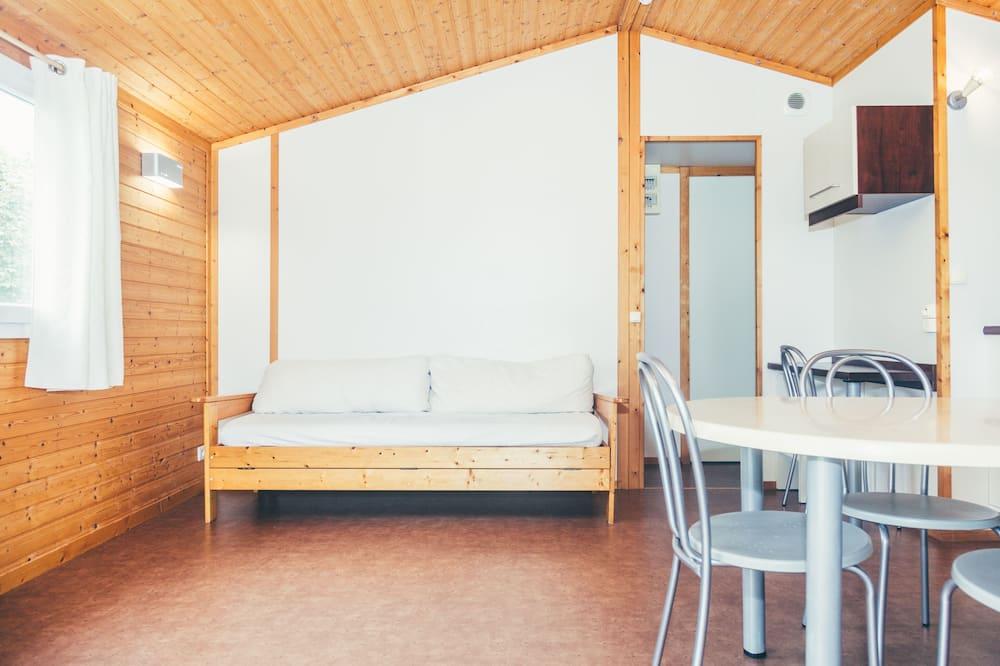 Chalet all equipped max 6 people Seasonal Pool - Limouqin - Beynat visuel 2/5 Chalet all equipped max 6 people Seasonal Pool - Limouqin - Beynat visuel 2/5