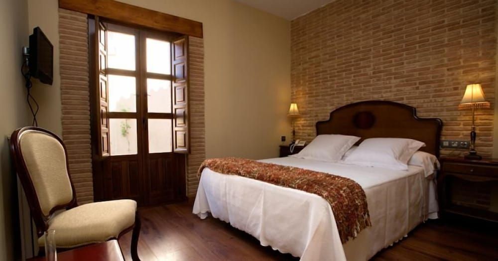 Posada Los Condestables Hotel & Spa