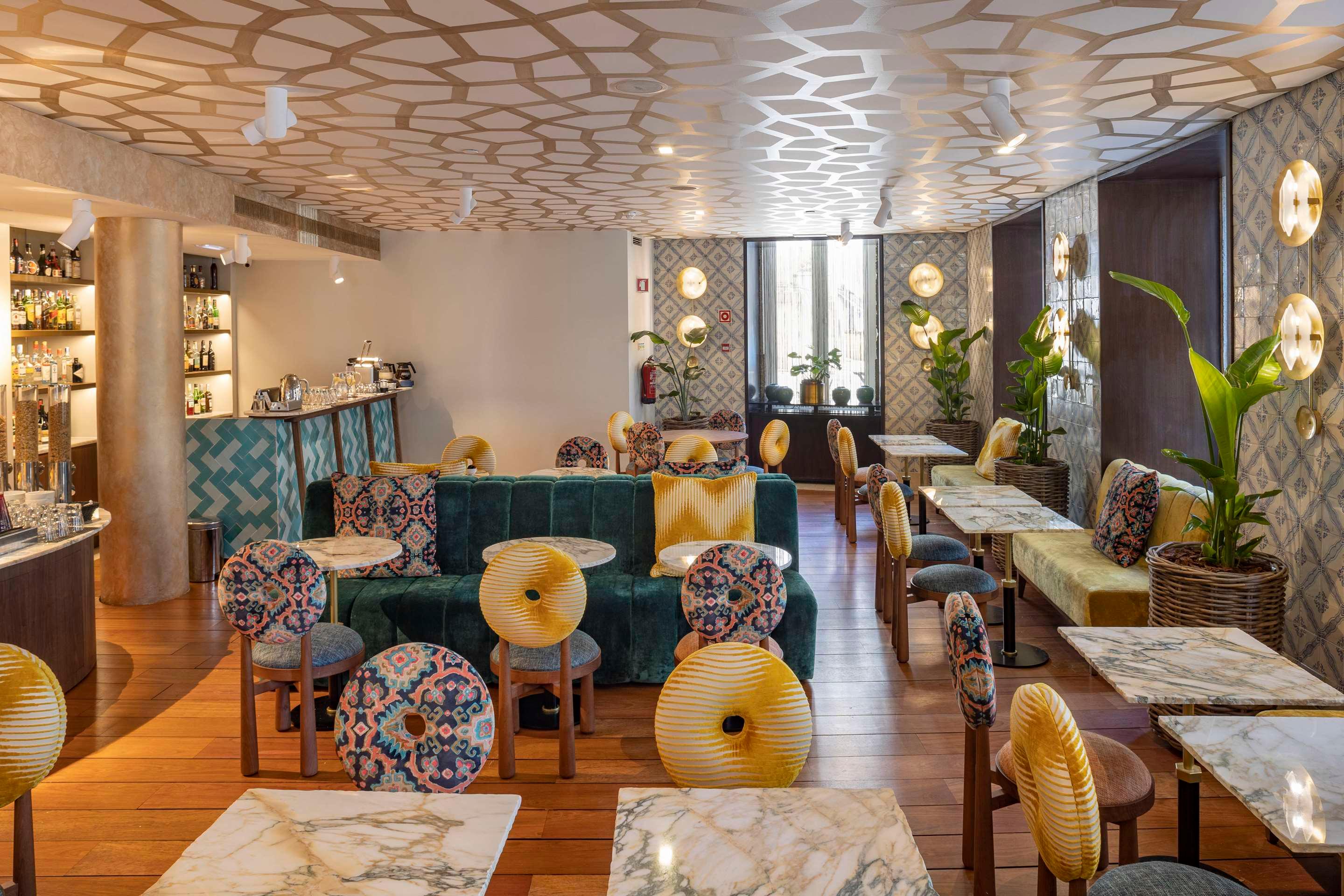 ice-161258-105916453-121501 Heritage Avenida Liberdade