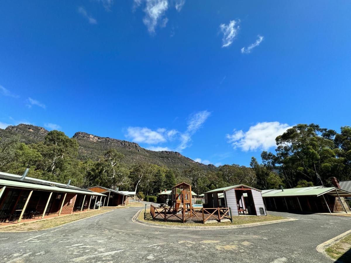 Halls Gap Log Cabins