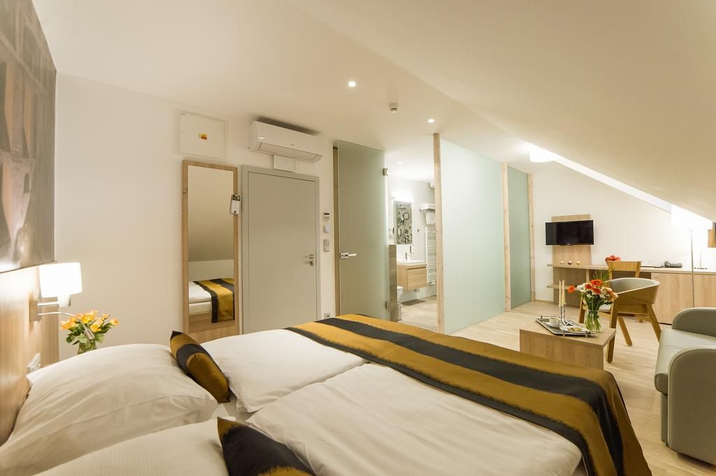 Garni hotel Castle Bridge