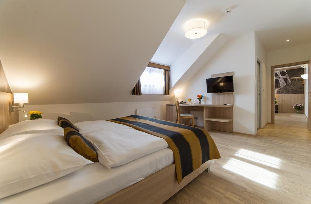 Garni hotel Castle Bridge