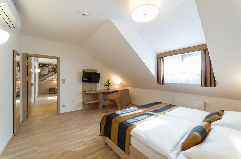 Garni hotel Castle Bridge