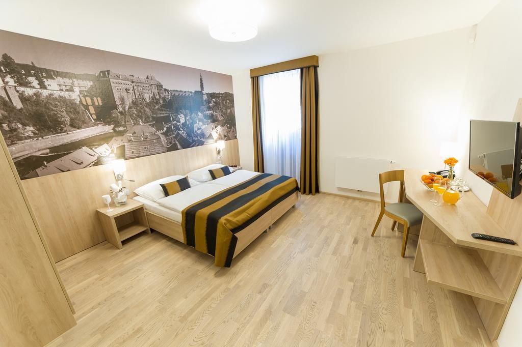 Garni hotel Castle Bridge