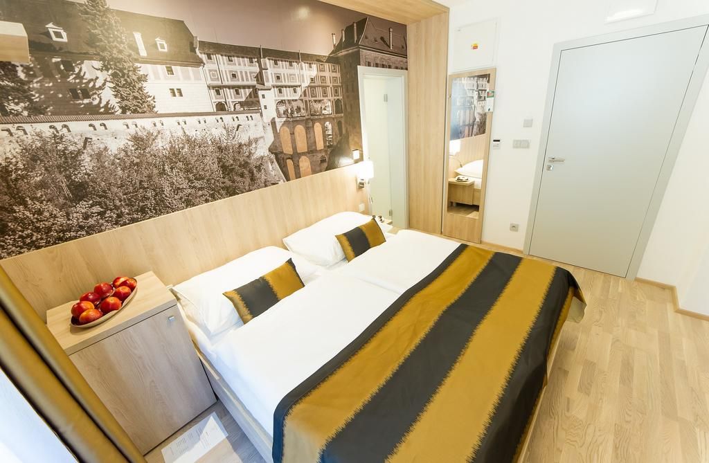 Garni hotel Castle Bridge